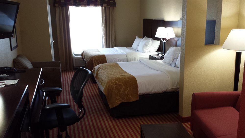 Comfort Suites Waycross Exterior foto